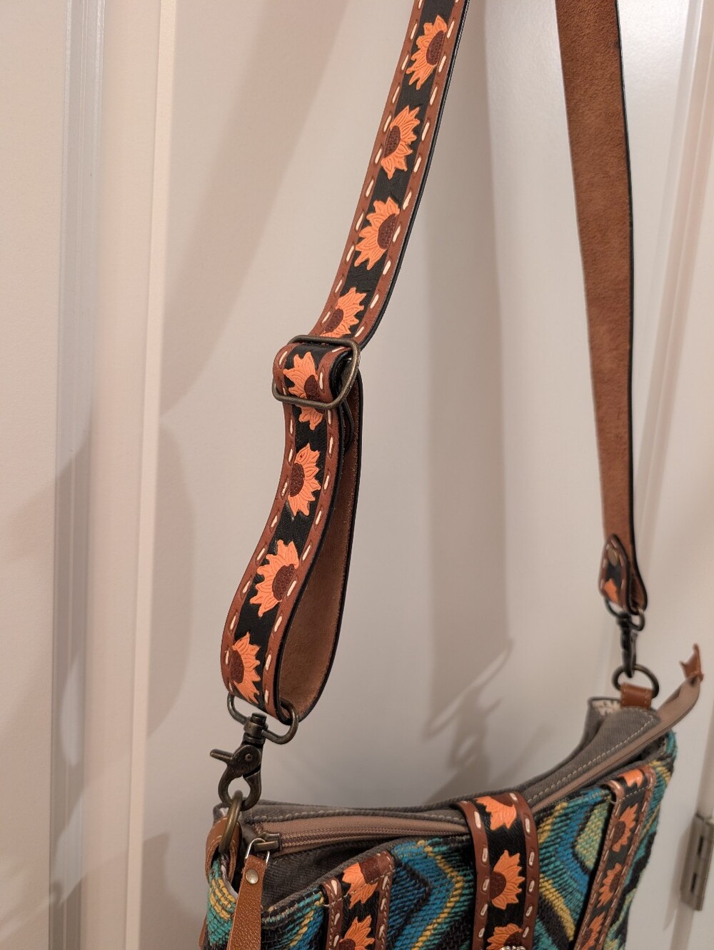 Myra Sunflower Crossbody Bag (11.5 × 13 × 4) - Picture 4 of 8